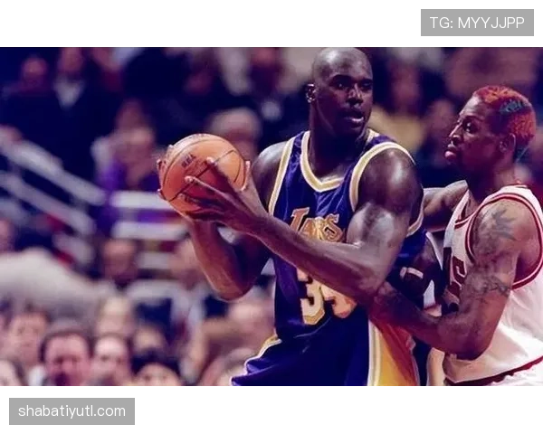 沙奎尔·奥尼尔内线强攻效率远超同时代中锋对比显著