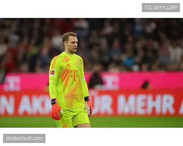 库尔图瓦 vs 诺伊尔：传统门神 vs 清道夫门将的定位对比